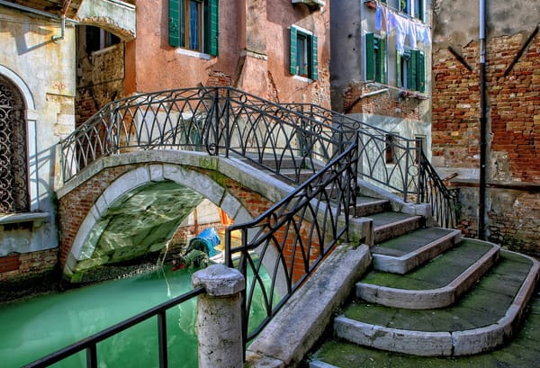 İtalya Gezi Tarzı Deneyimi: 2 Dakikada Profilini Öğren